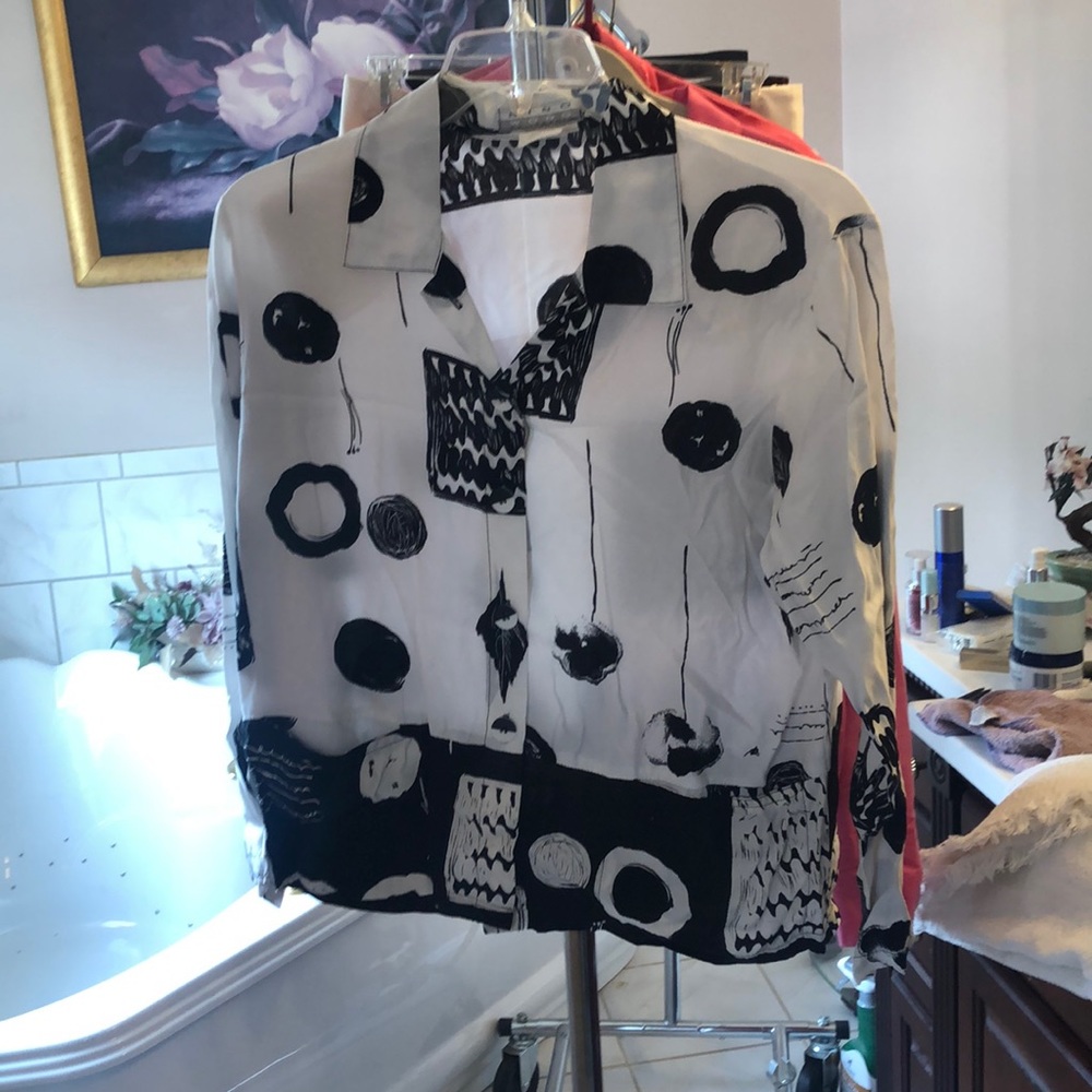 Nino Wong California Top with Cabana Sleeves